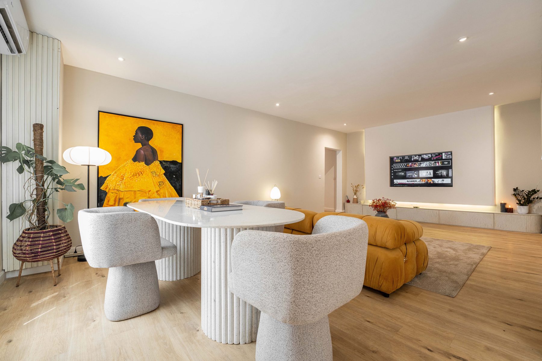 Iroeda Designs suite interior